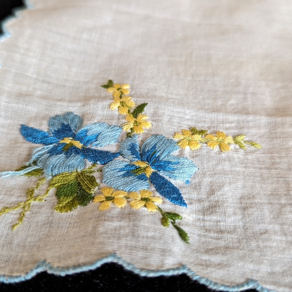 Vintage White Handkerchief with Embroidered Blue/Yellow and Green Floral Pattern - Picture 2 of 4